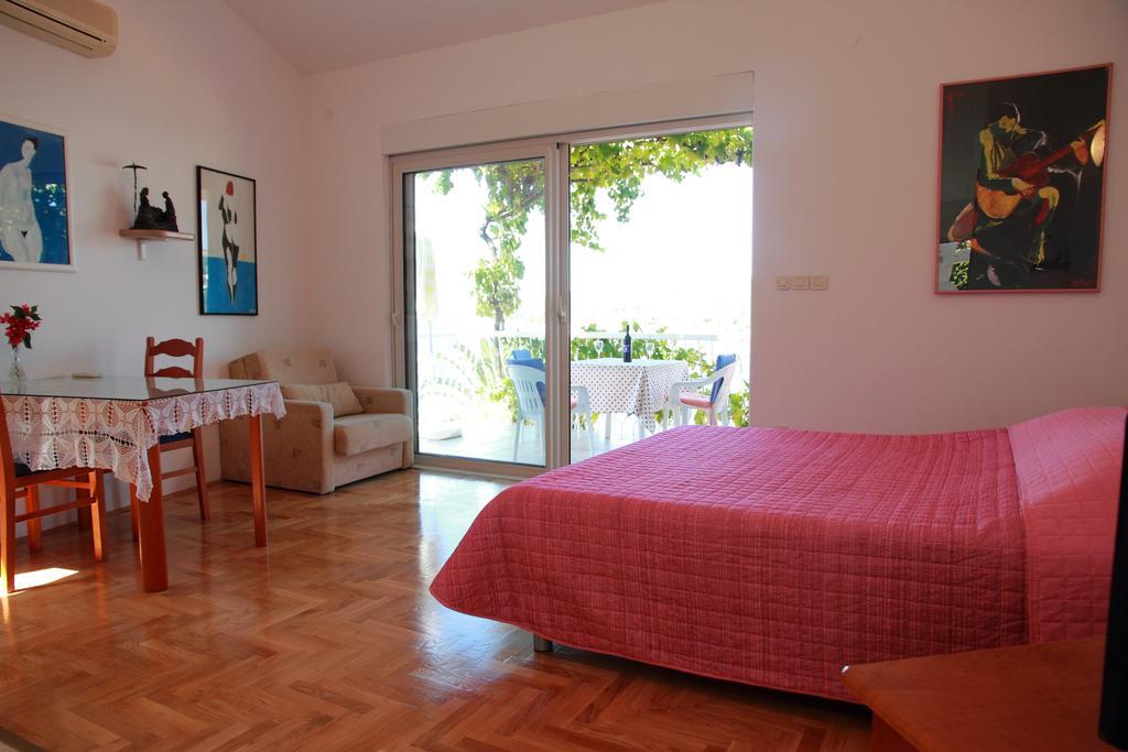 Apartments Bicanic Hvar Town Room photo