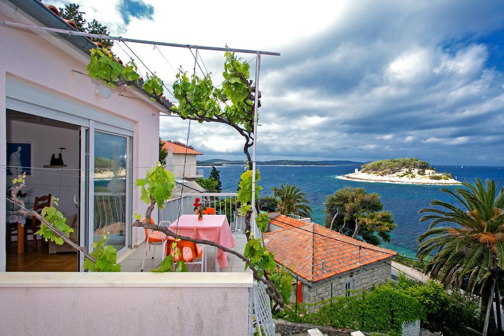 Apartments Bicanic Hvar Town Exterior photo