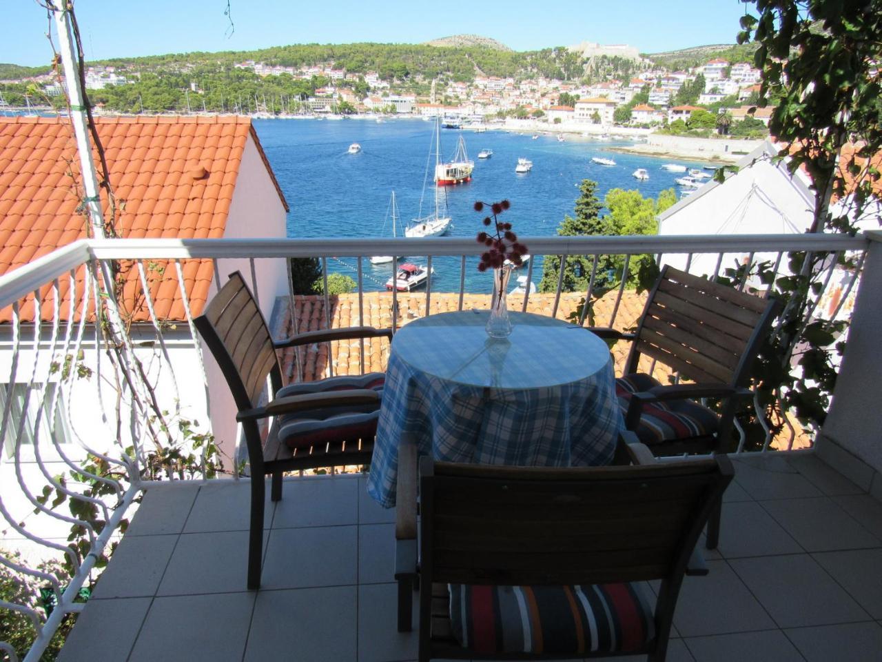 Apartments Bicanic Hvar Town Exterior photo